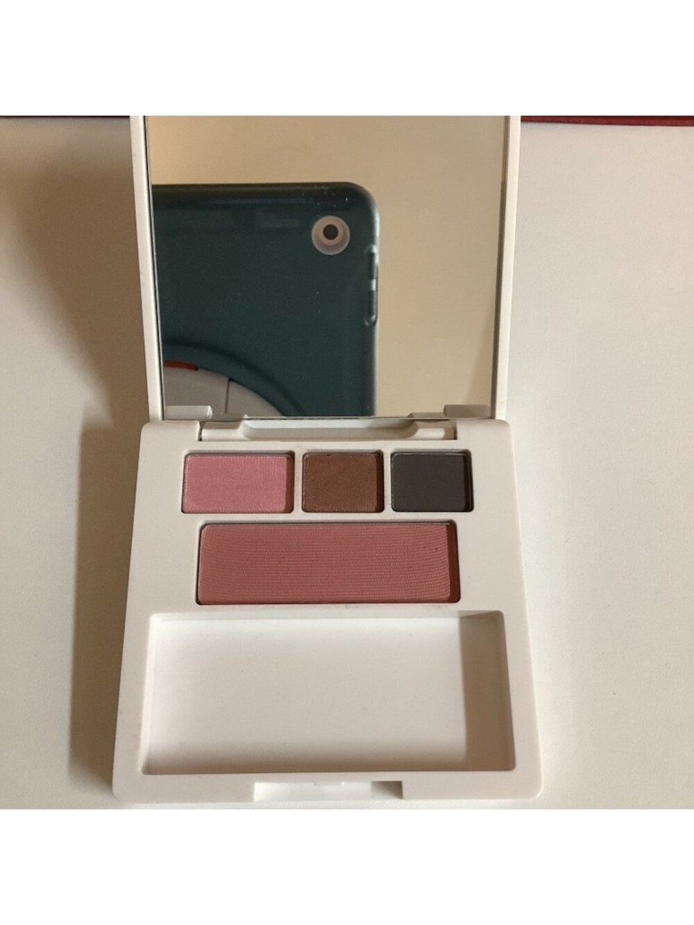 Clinique Colour Surge Eye Shadow Trio & Blush Strawberry, Slate, New Clover New